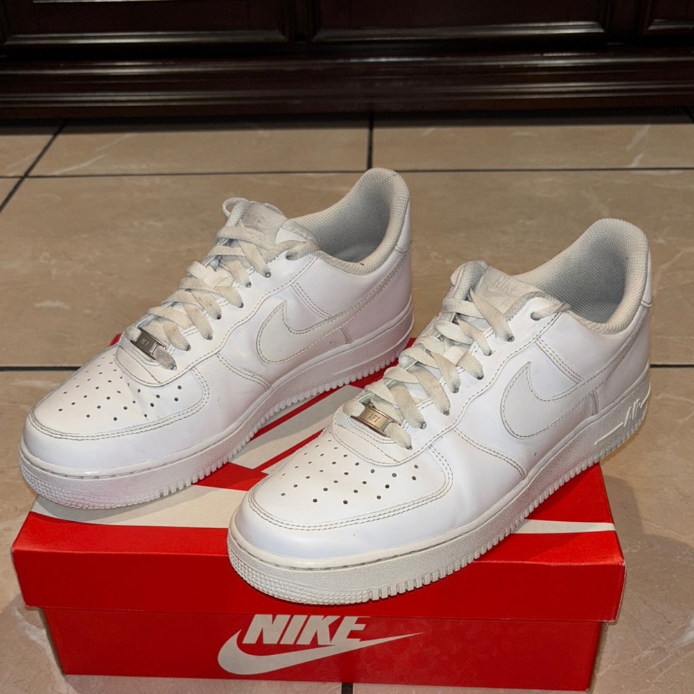 Nike Men's Air Force 1 Sneakers